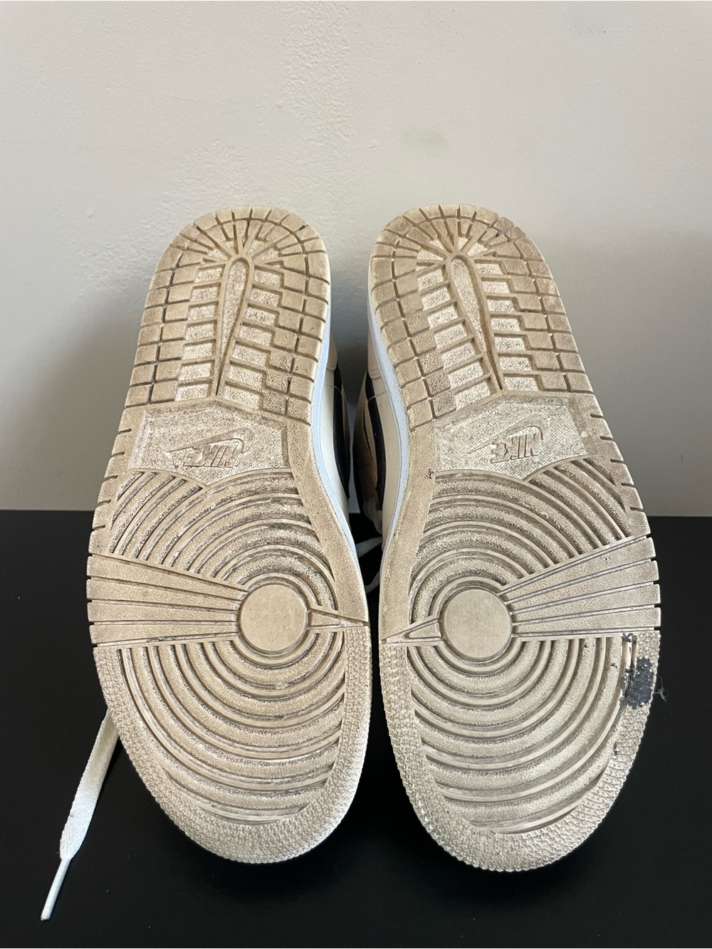 Nike Jordan Cream High-Top Sneakers Women's Size 7 - Picture 10 of 11